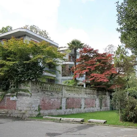 Appartement On The Lake Side With A Magnificent View Of The Borromean Islands *